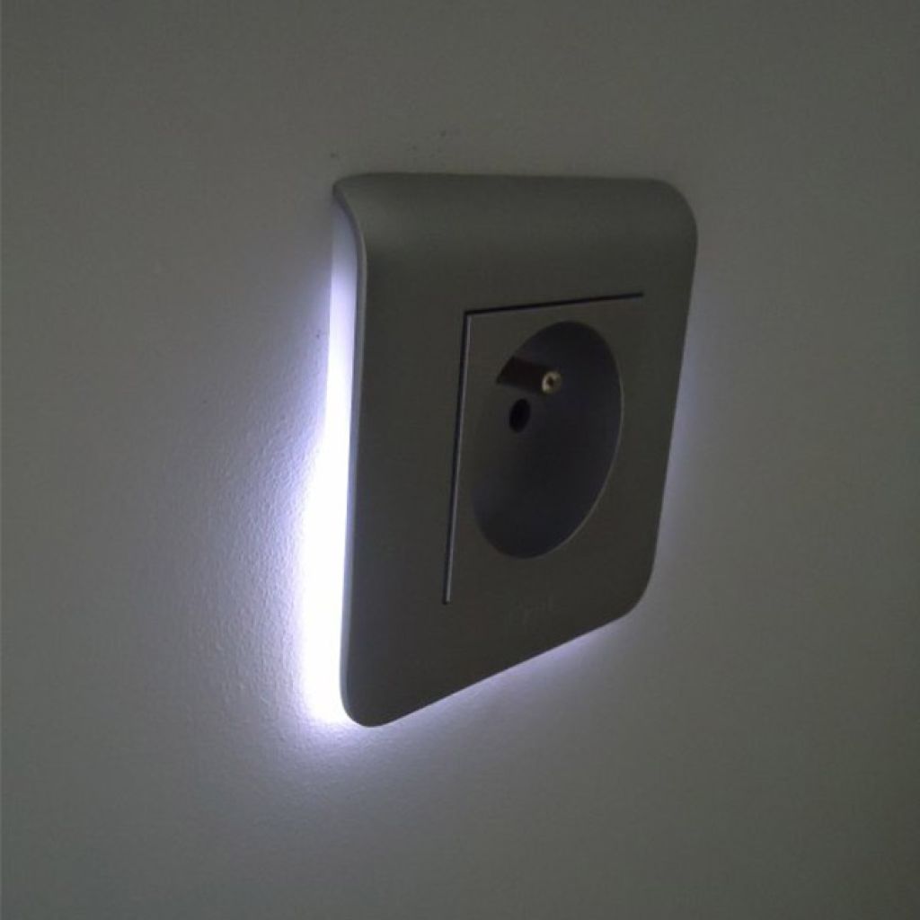 ARELOR-UES - Guide pratique « Production de logements accessibles et adaptés » - Solutions communes - Signalétique & Information - Exemple de platine lumineuse