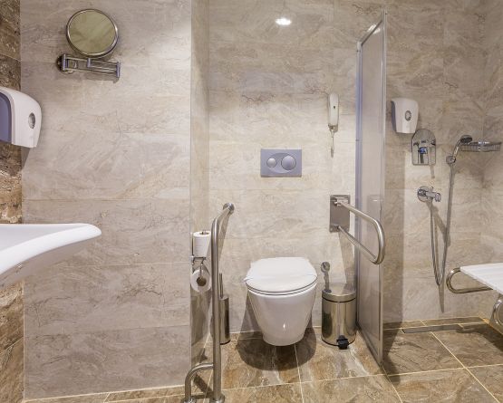 ARELOR-UES - Guide pratique &laquo; Production de logements accessibles et adapt&eacute;s &raquo; - Solutions communes - Barres d'appui - Visuel