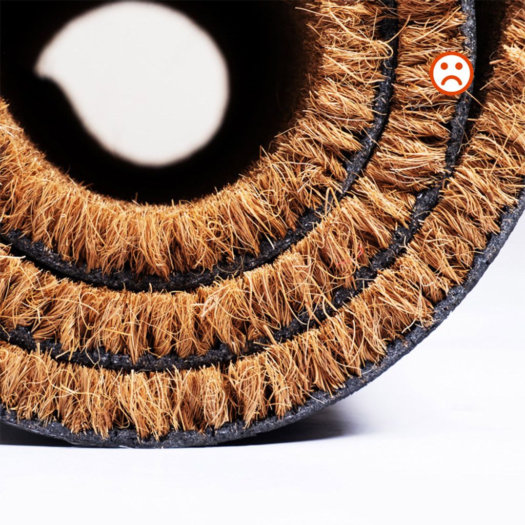 ARELOR-UES - Guide pratique &laquo; Production de logements accessibles et adapt&eacute;s &raquo; - Espaces communs - Mauvais exemple de tapis