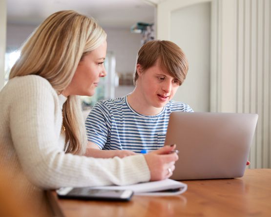 ARELOR-UES - Guide pratique &laquo; Production de logements accessibles et adapt&eacute;s &raquo; - Types de handicap - Handicap non visible - Visuel